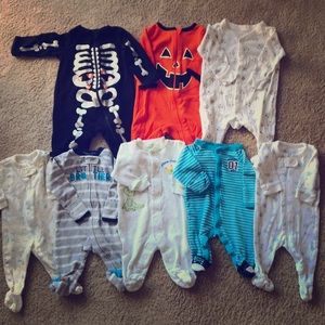 Baby boy’s footed pajamas size NB and 0-3 months